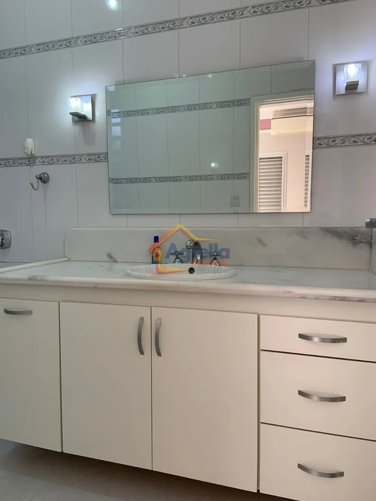 Casa, 3 quartos, 240 m² - Foto 8