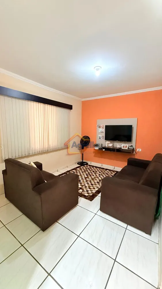 Casa, 3 quartos, 121 m² - Foto 1