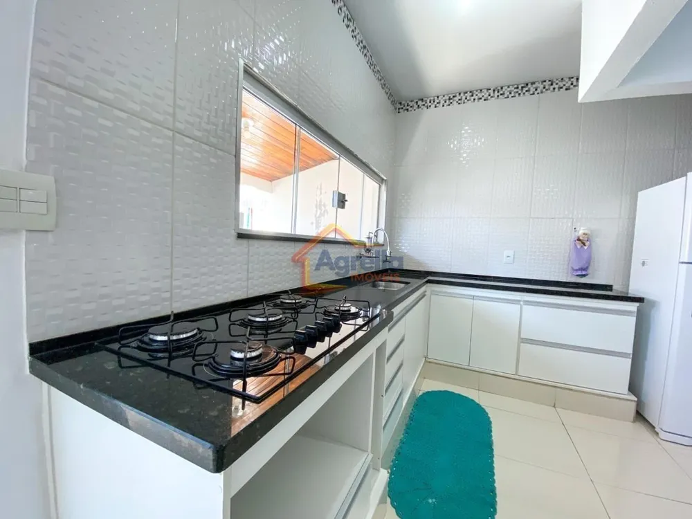 Casa, 3 quartos, 258 m² - Foto 1