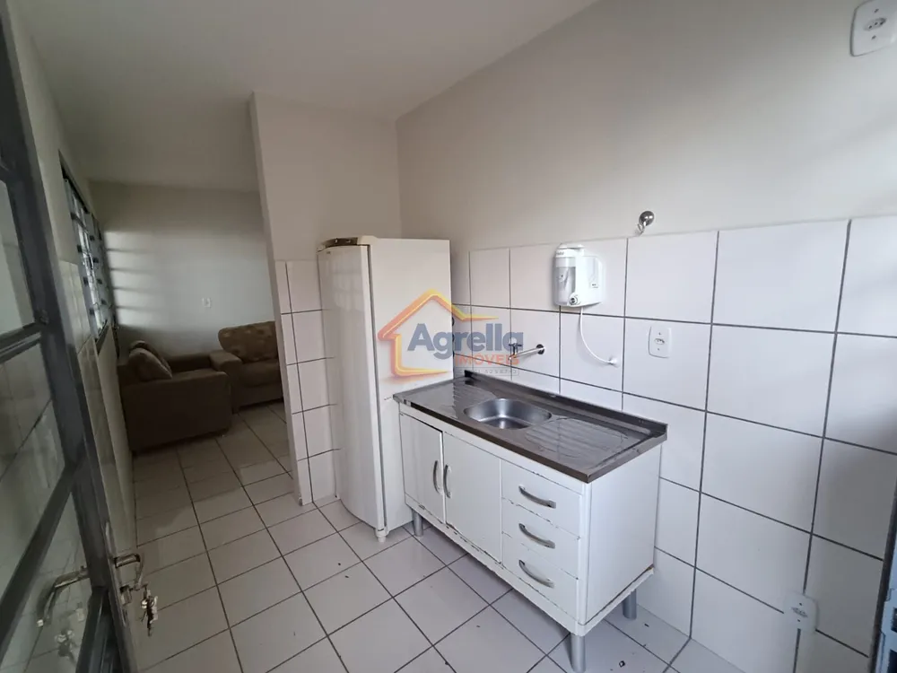 Casa, 2 quartos, 42 m² - Foto 1