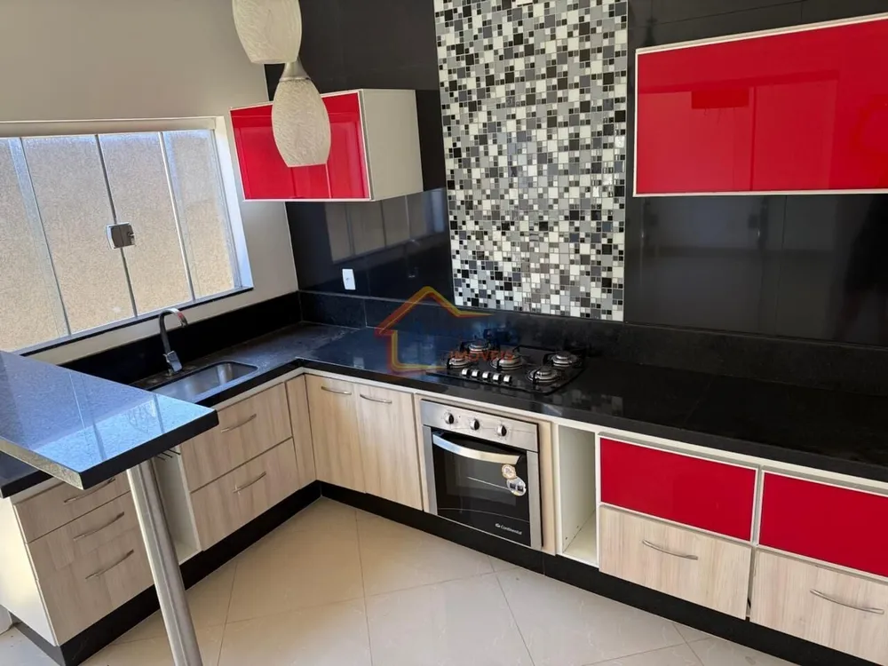 Casa, 3 quartos, 230 m² - Foto 4