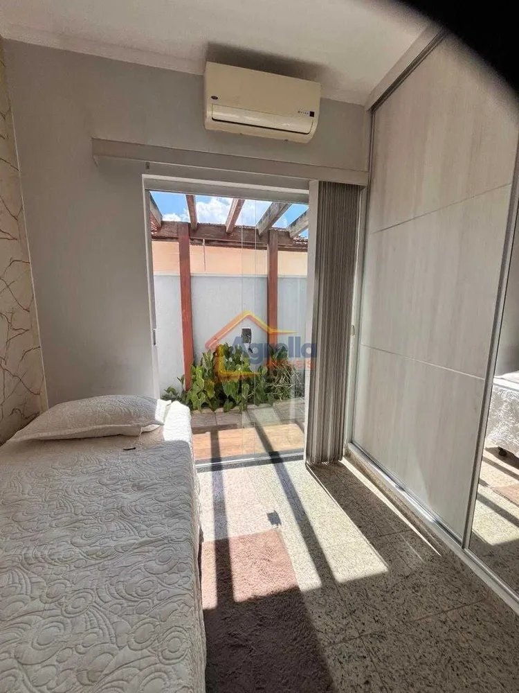 Casa, 3 quartos, 178 m² - Foto 4