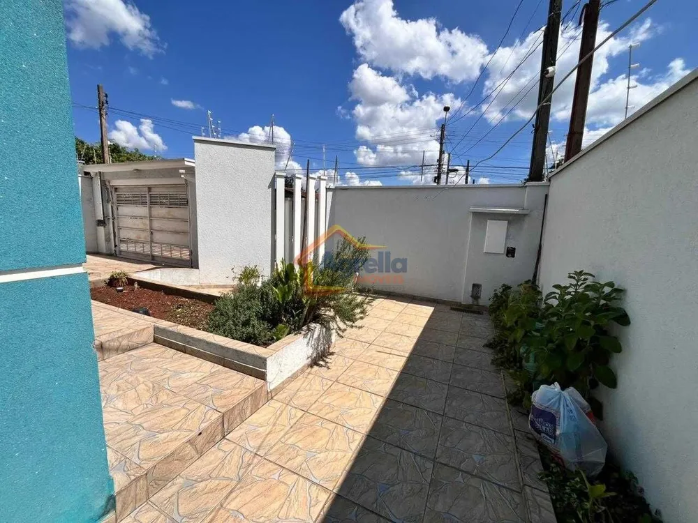 Casa, 3 quartos, 178 m² - Foto 2