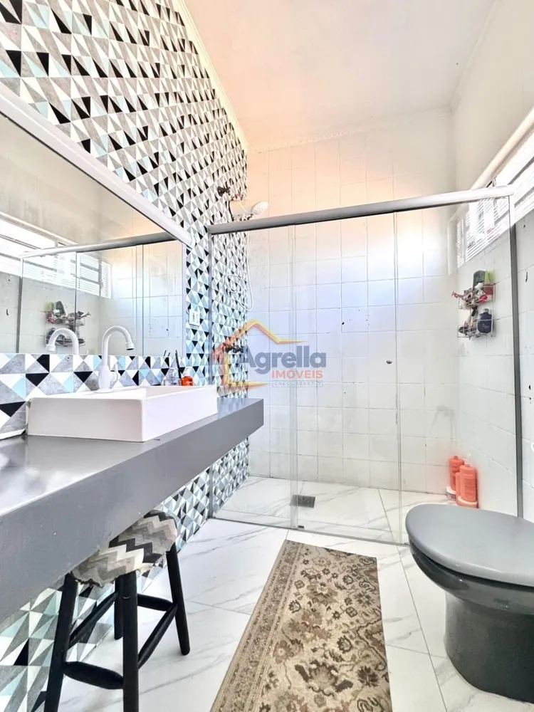 Casa, 3 quartos, 345 m² - Foto 8