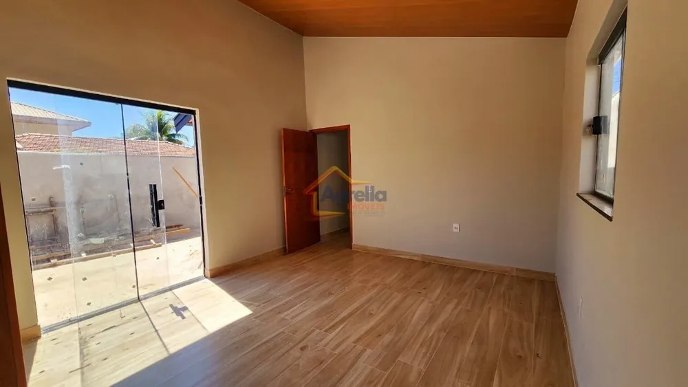 Casa, 3 quartos, 168 m² - Foto 1