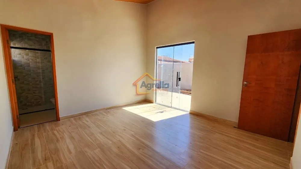 Casa, 3 quartos, 168 m² - Foto 2