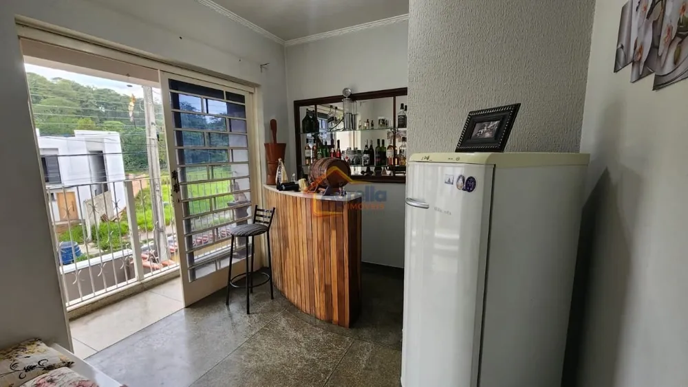 Casa, 3 quartos, 240 m² - Foto 1