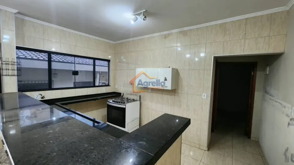 Casa, 3 quartos, 240 m² - Foto 5