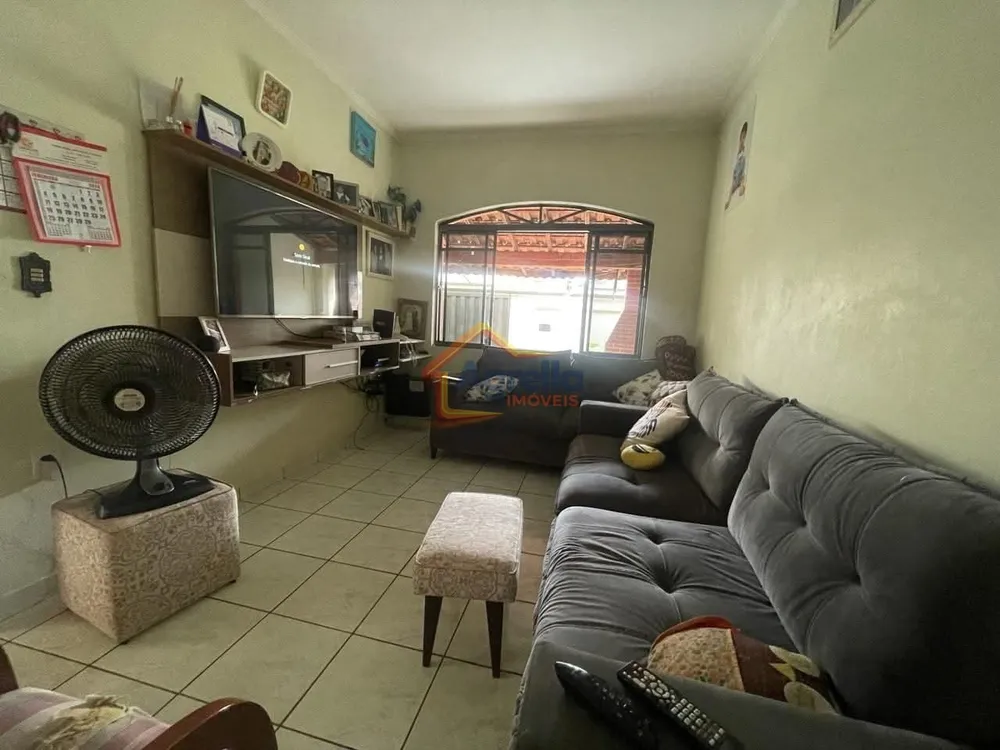 Casa, 2 quartos, 82 m² - Foto 1