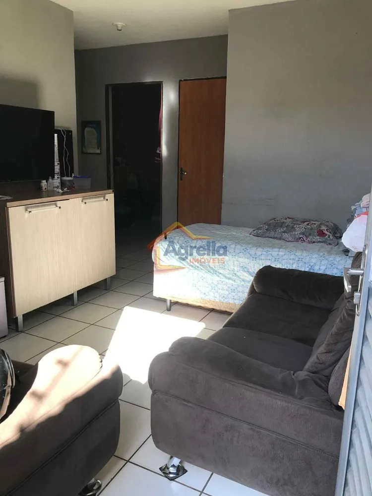 Casa, 2 quartos, 48 m² - Foto 1