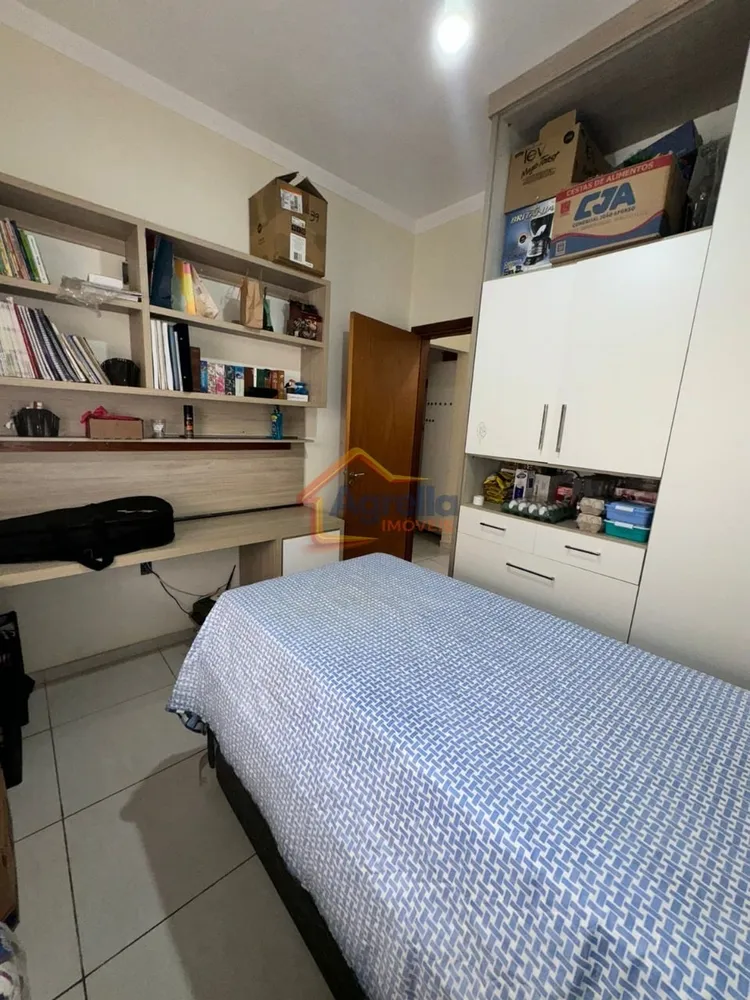 Casa, 3 quartos, 151 m² - Foto 2