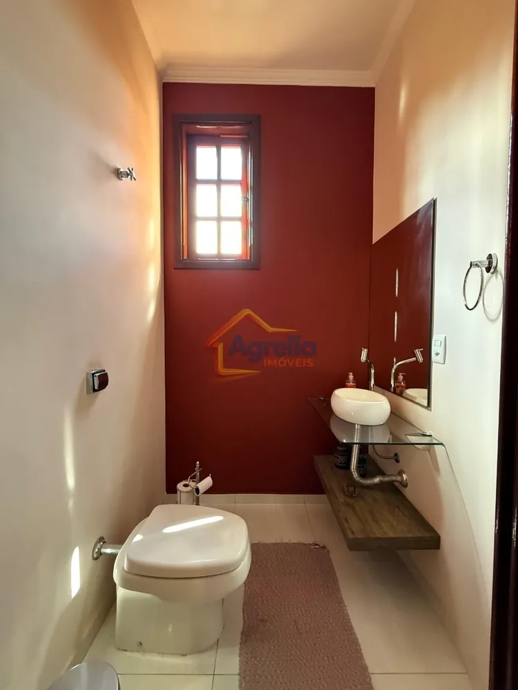 Casa, 3 quartos, 220 m² - Foto 2
