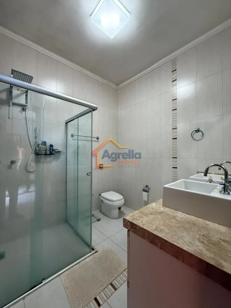 Casa, 3 quartos, 220 m² - Foto 7