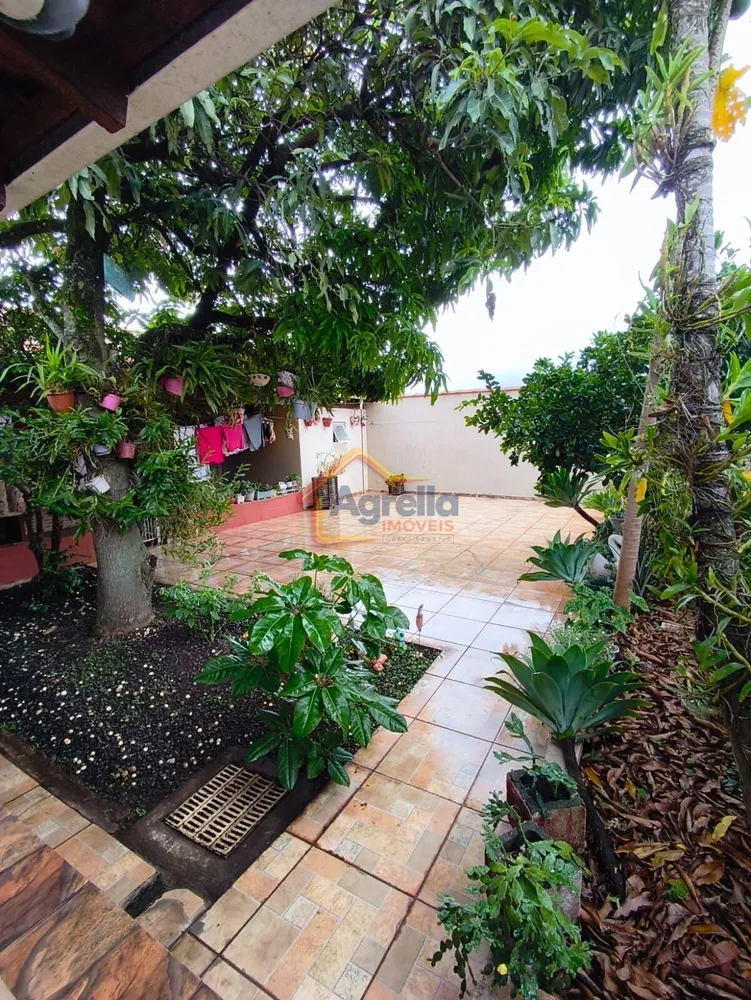 Casa, 3 quartos, 144 m² - Foto 4
