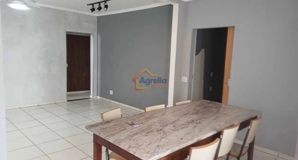 Casa, 3 quartos, 151 m² - Foto 3