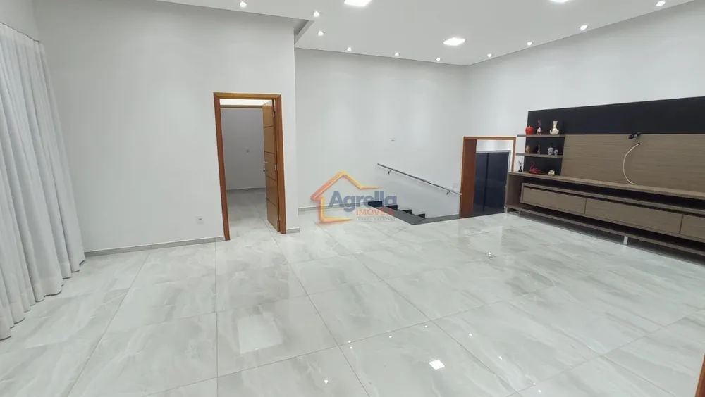 Casa, 4 quartos, 263 m² - Foto 2