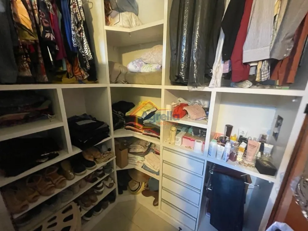 Casa, 3 quartos, 205 m² - Foto 1