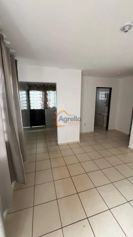 Casa, 2 quartos, 48 m² - Foto 1