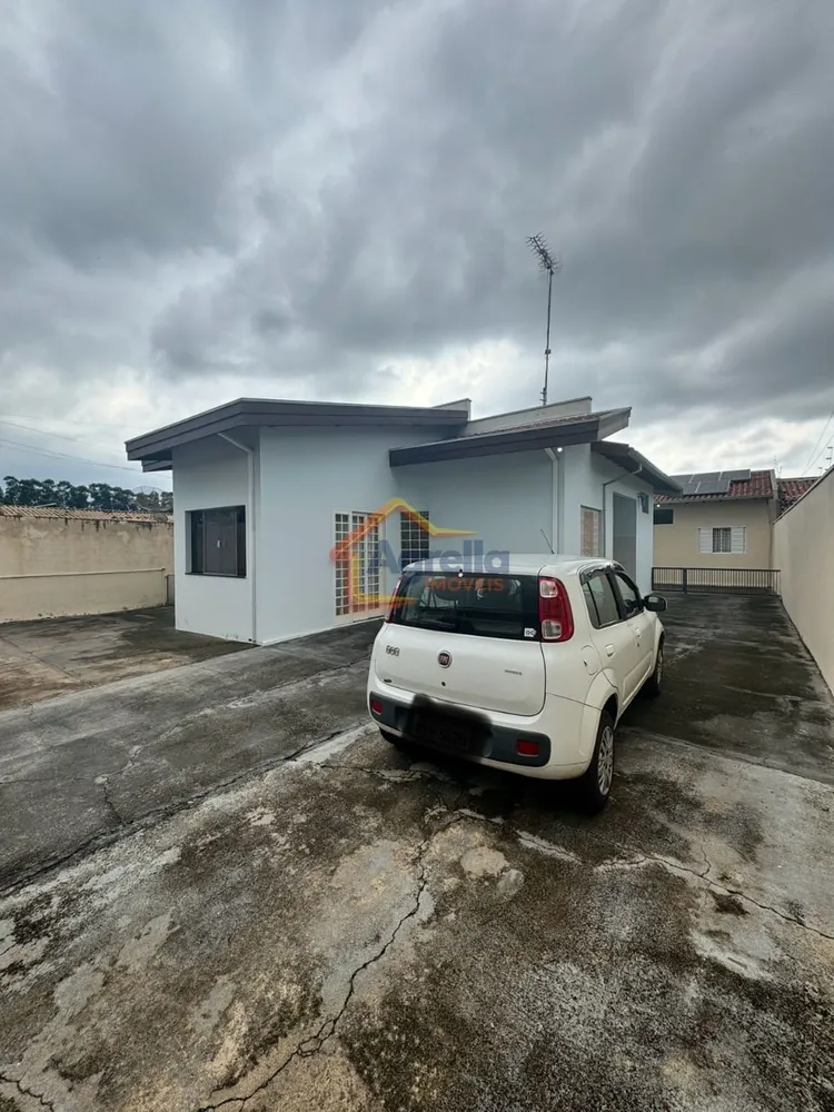 Casa, 4 quartos, 151 m² - Foto 1