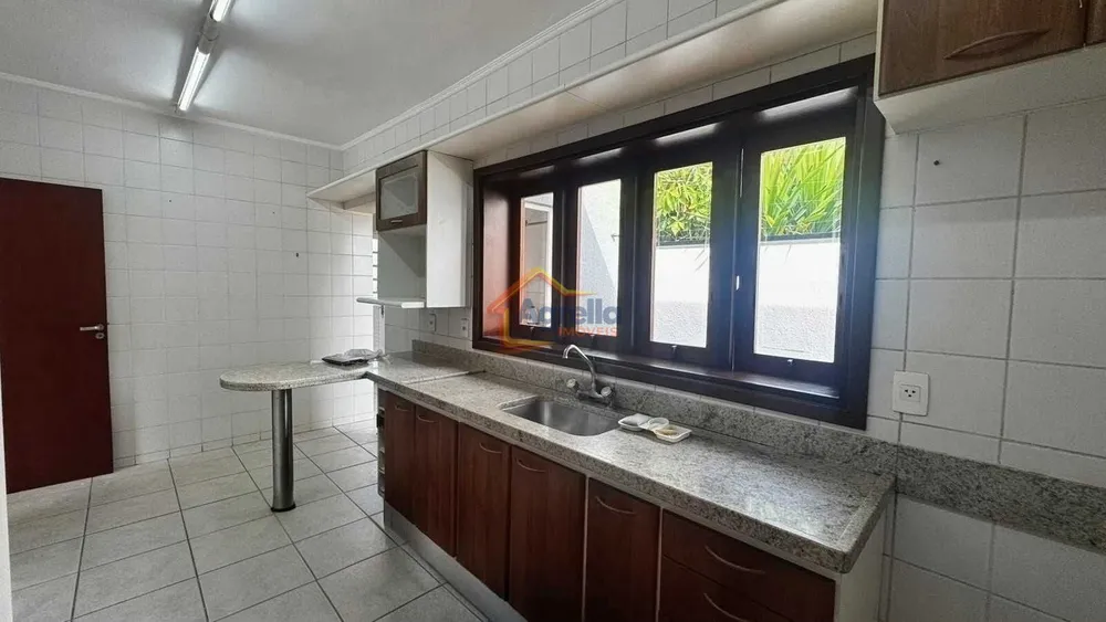 Casa, 3 quartos, 175 m² - Foto 2