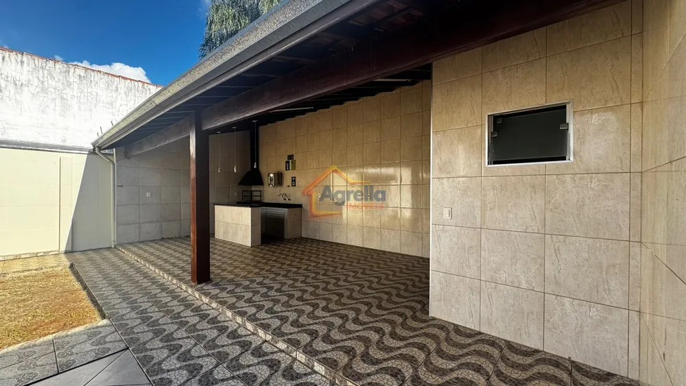 Casa, 3 quartos, 146 m² - Foto 1