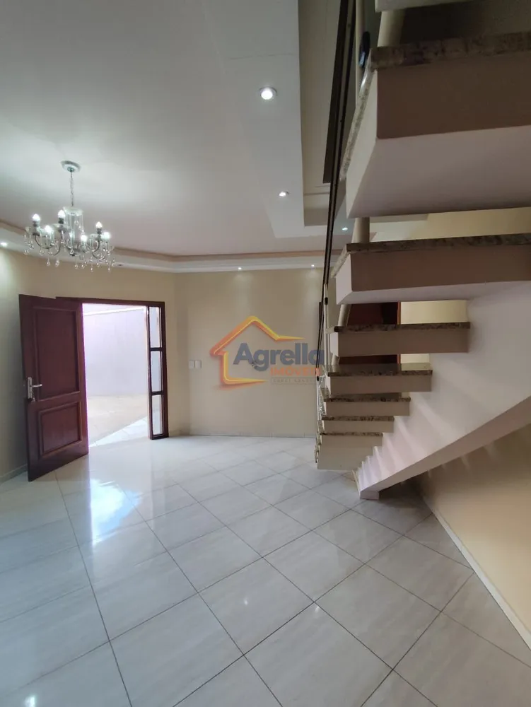 Casa, 3 quartos, 450 m² - Foto 2