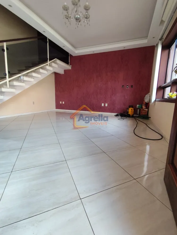 Casa, 3 quartos, 450 m² - Foto 1