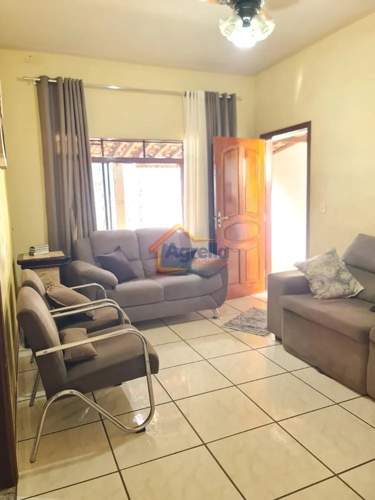 Casa, 3 quartos, 174 m² - Foto 2