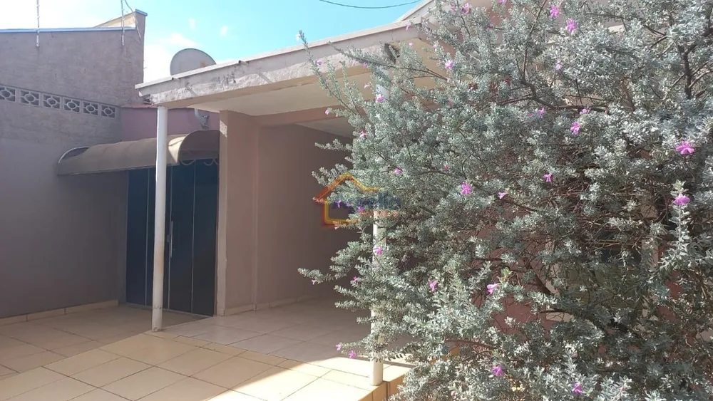 Casa, 4 quartos, 286 m² - Foto 2