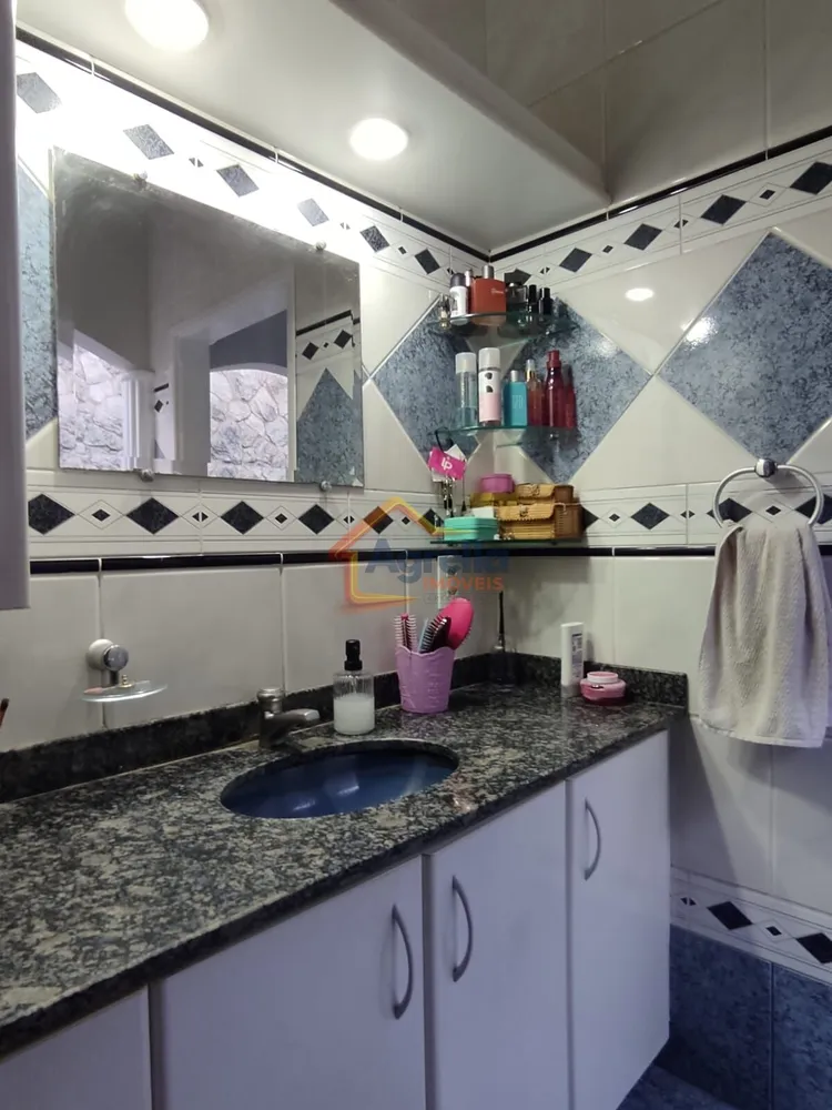 Casa, 3 quartos, 179 m² - Foto 1