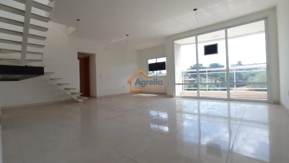 Apartamento, 3 quartos, 203 m² - Foto 1