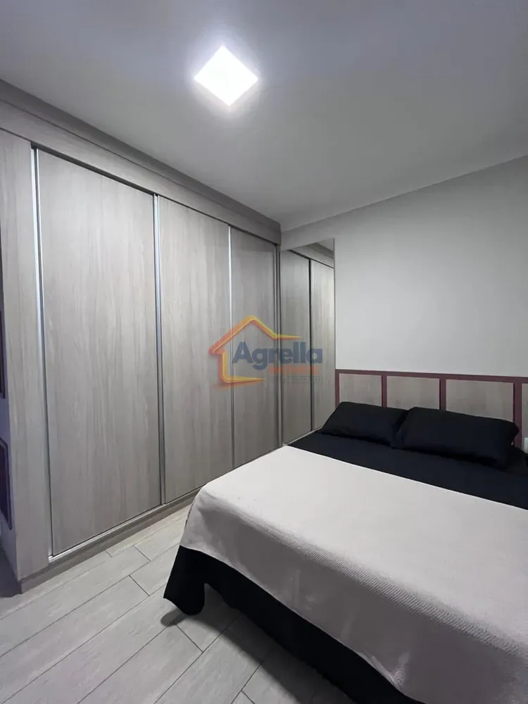 Casa, 4 quartos, 300 m² - Foto 1