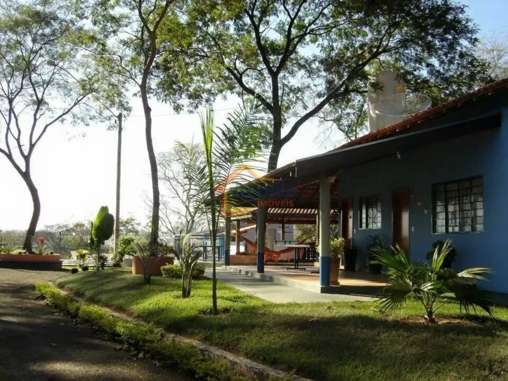 Chácara, 4 quartos, 423 m² - Foto 2