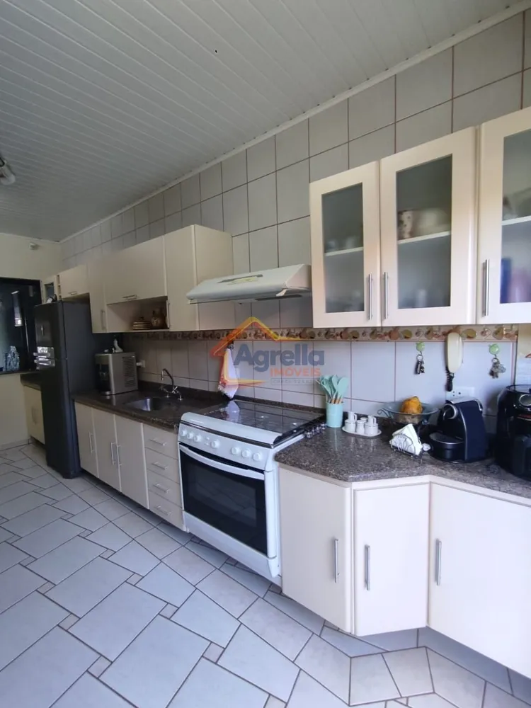 Casa, 3 quartos, 1 m² - Foto 2