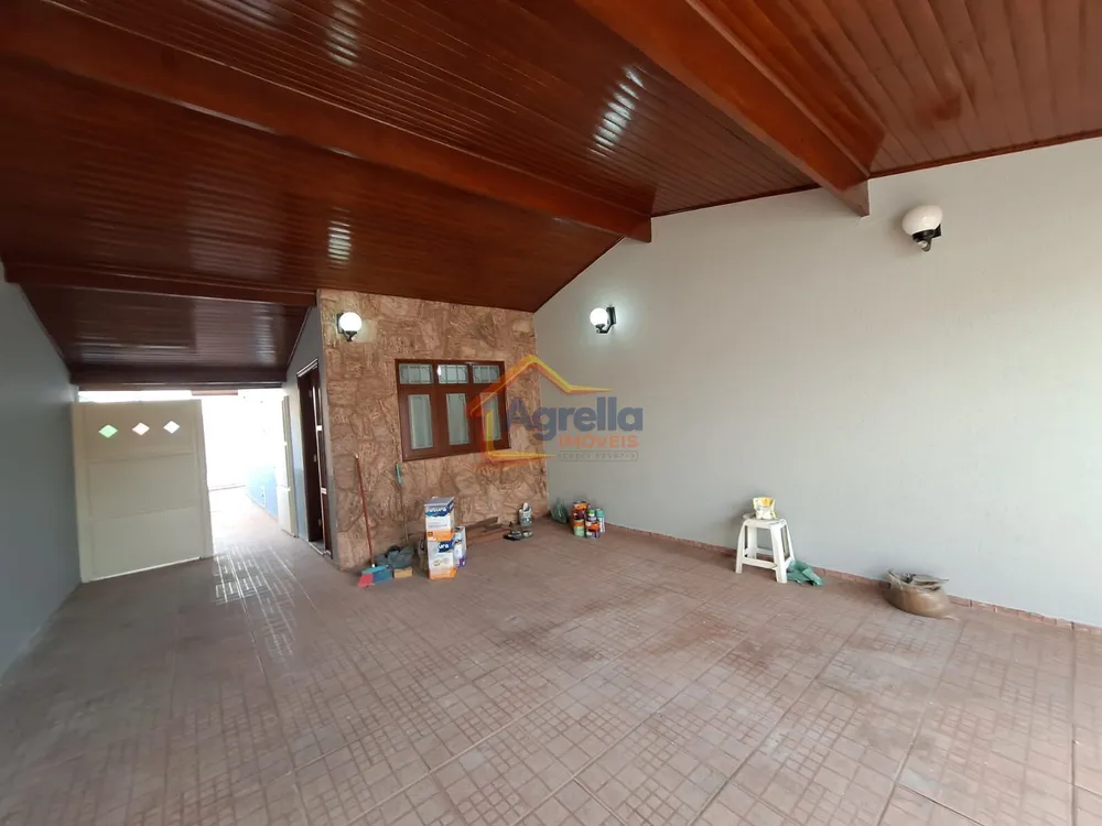 Casa, 3 quartos, 200 m² - Foto 1