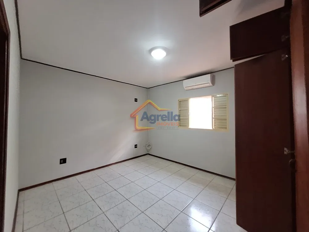 Casa, 3 quartos, 200 m² - Foto 4
