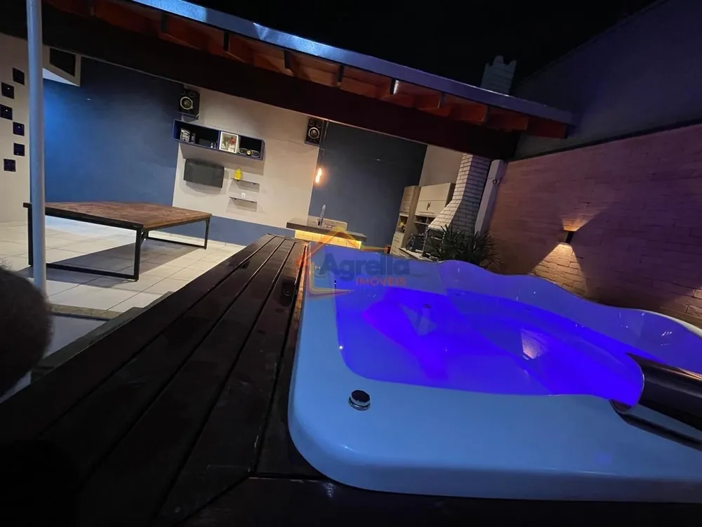 Casa, 3 quartos, 100 m² - Foto 1