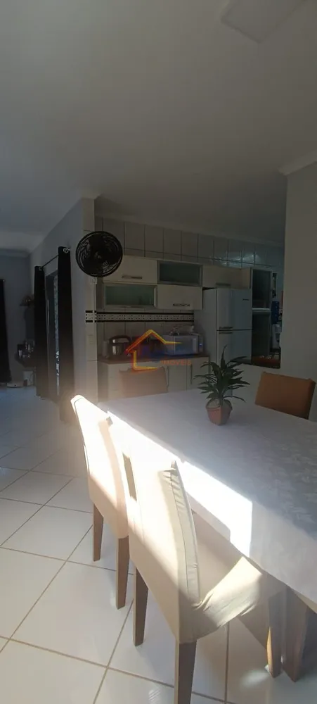 Casa, 3 quartos, 190 m² - Foto 4