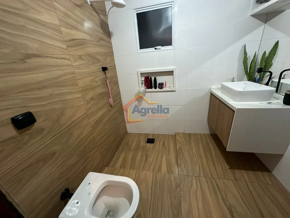 Casa, 3 quartos, 250 m² - Foto 8