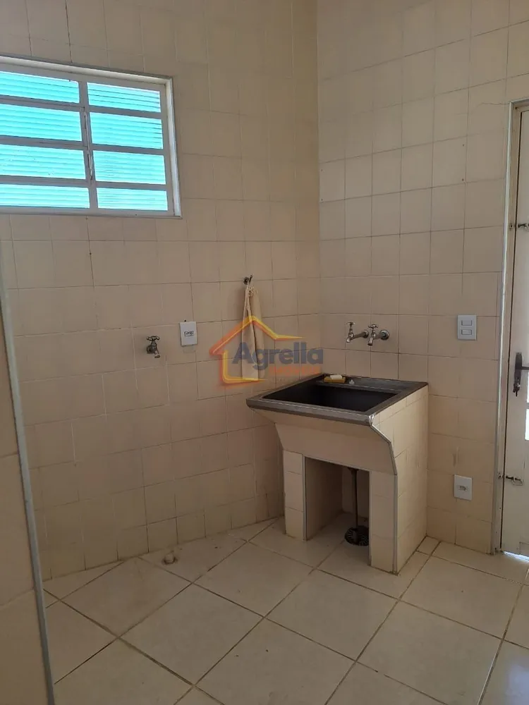 Casa, 3 quartos, 261 m² - Foto 8