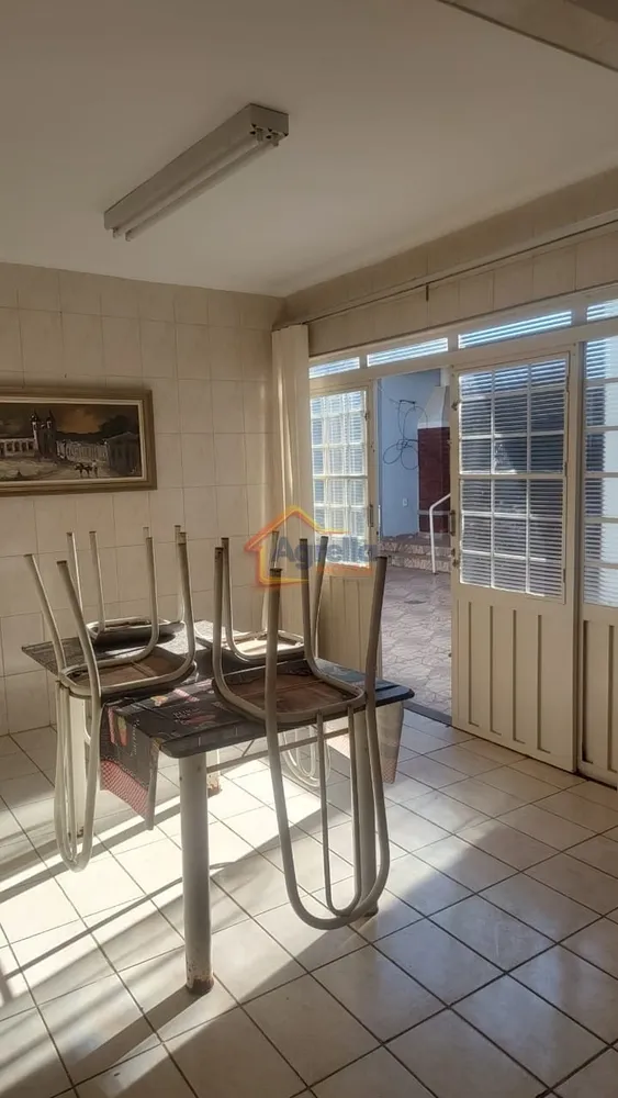 Casa, 3 quartos, 300 m² - Foto 1