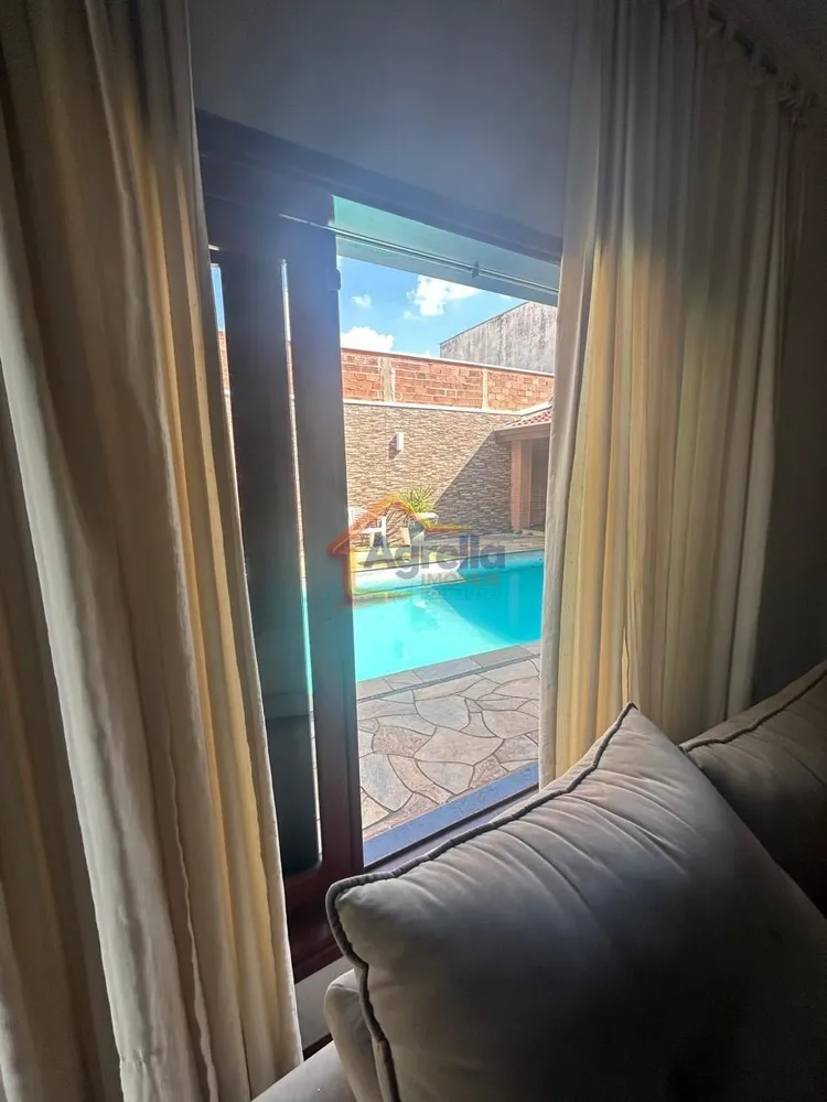 Casa, 2 quartos, 184 m² - Foto 1
