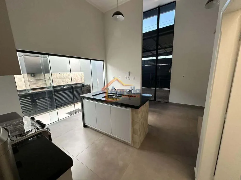 Casa, 2 quartos, 107 m² - Foto 1