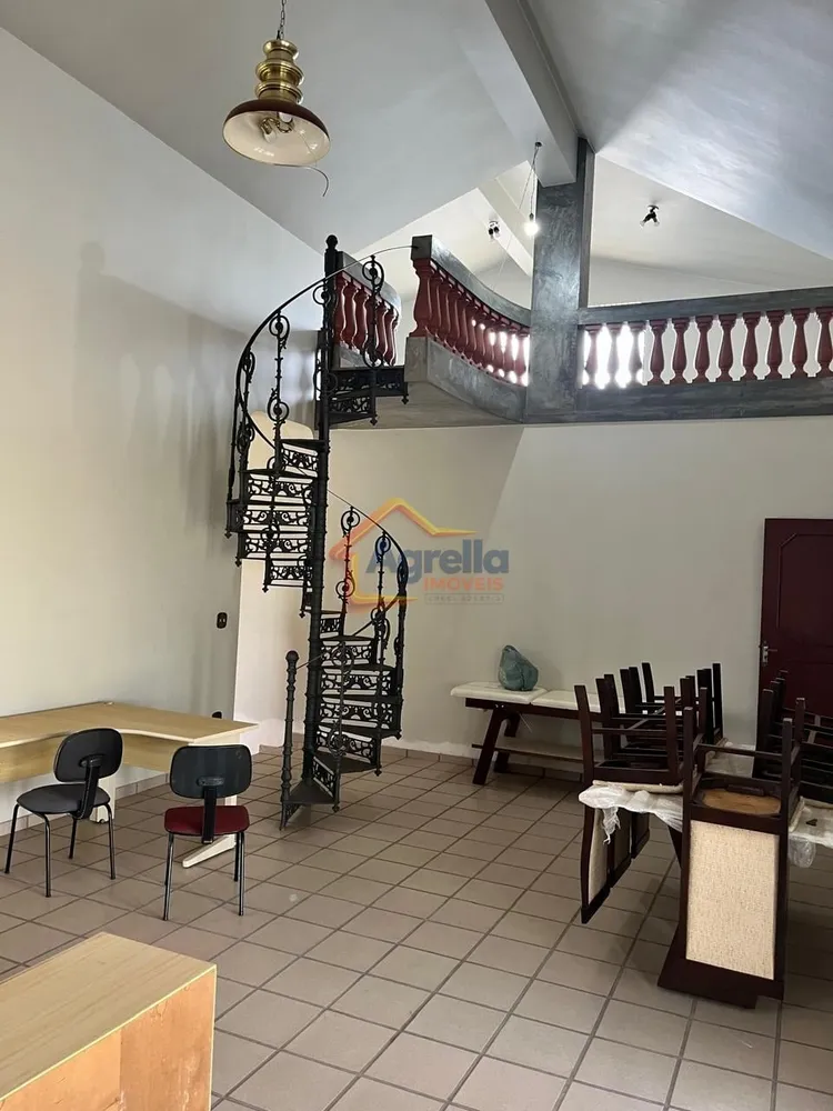 Casa, 3 quartos, 230 m² - Foto 4