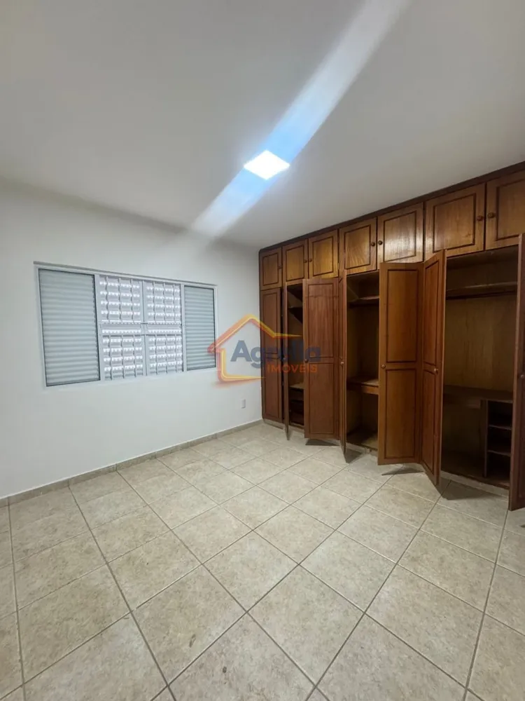 Casa, 3 quartos, 240 m² - Foto 7
