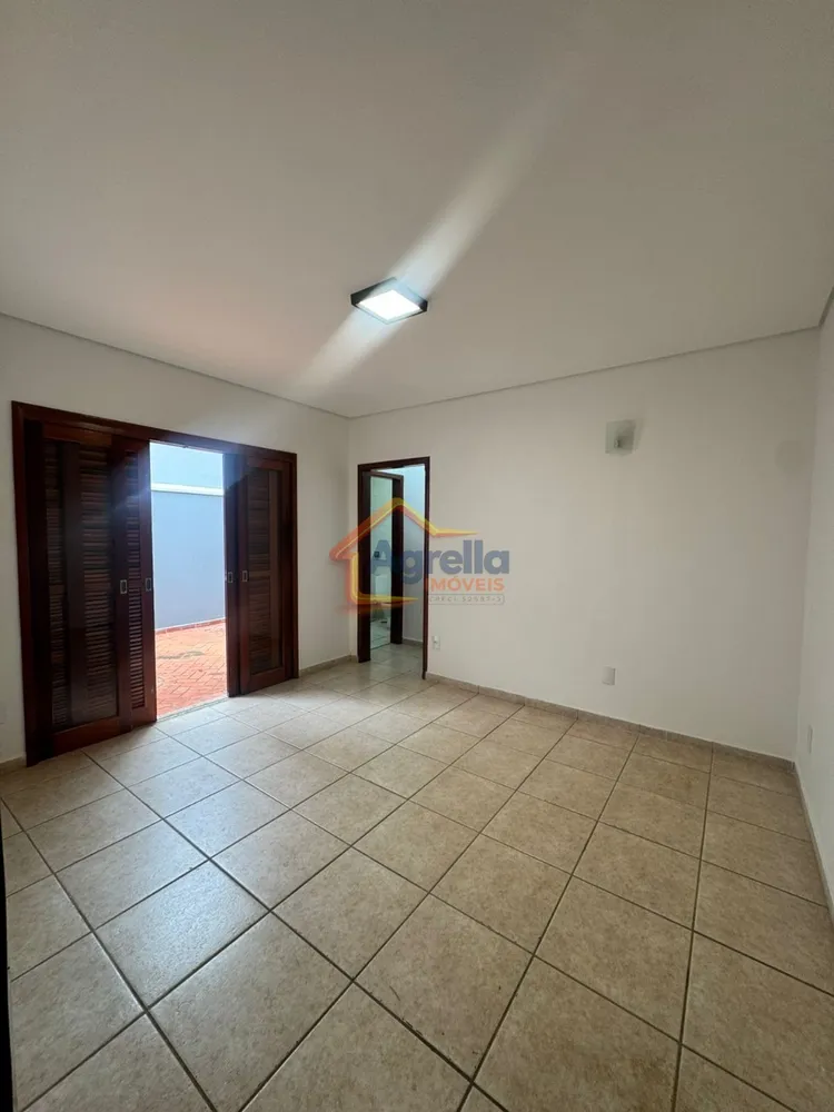 Casa, 3 quartos, 240 m² - Foto 8