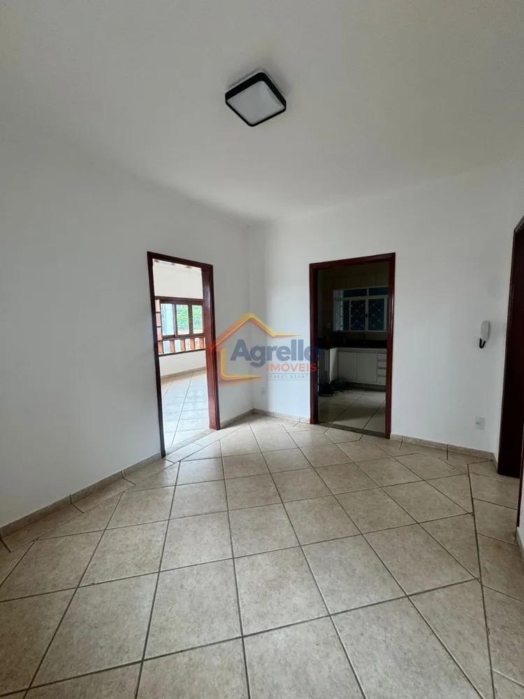 Casa, 3 quartos, 240 m² - Foto 4