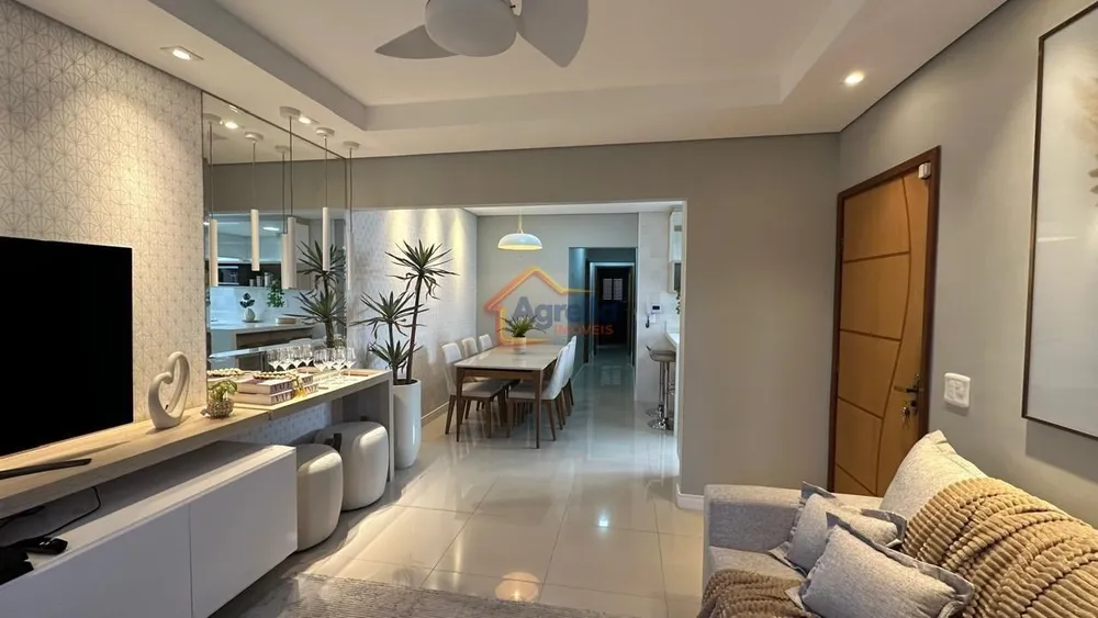 Casa, 3 quartos, 170 m² - Foto 2