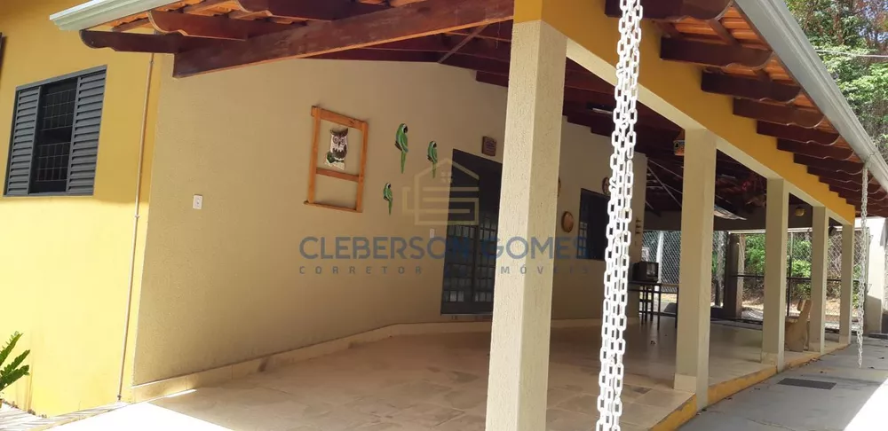 Chácara, 3 quartos, 1200 m² - Foto 1