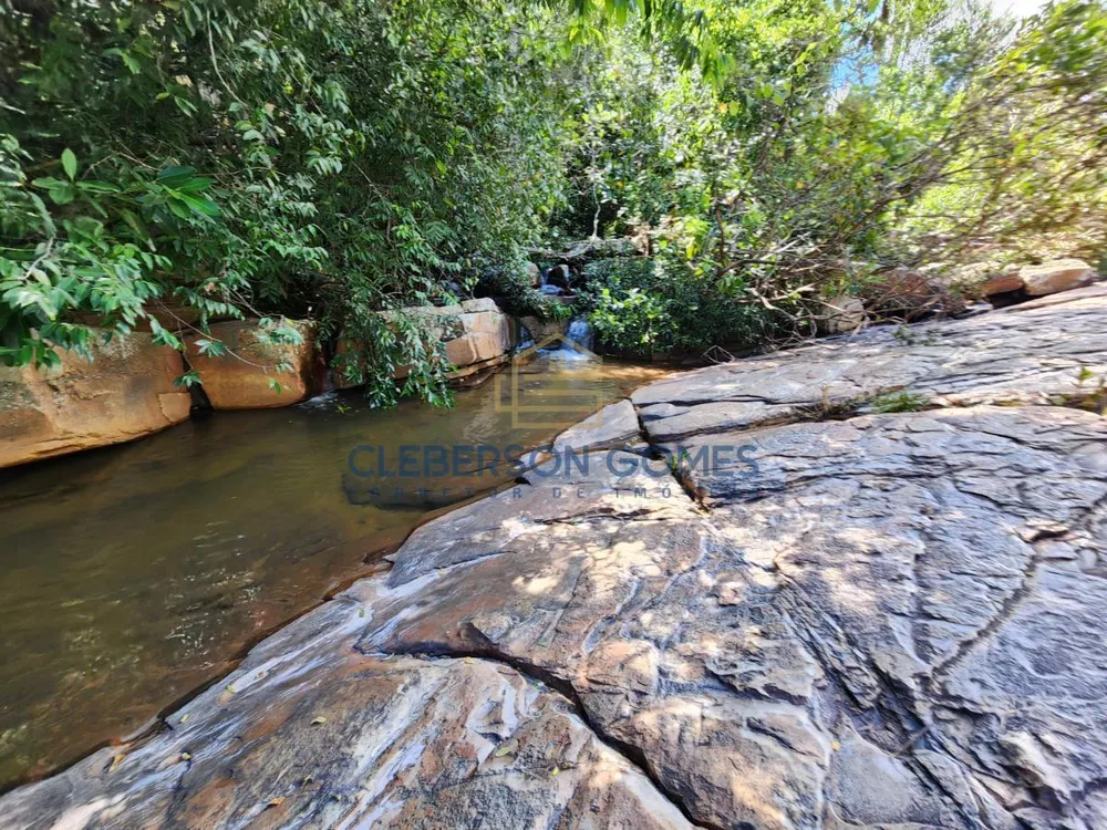 Chácara, 1400 m² - Foto 1